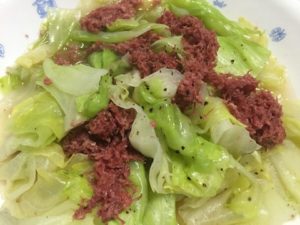 春キャベツとコンビーフ